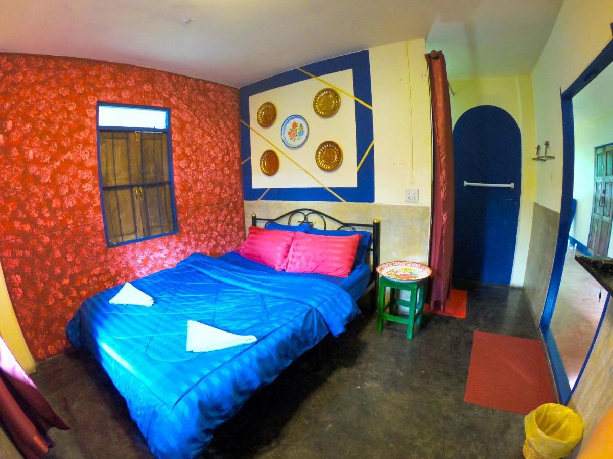 Sunny Hostel Pai Exteriör bild